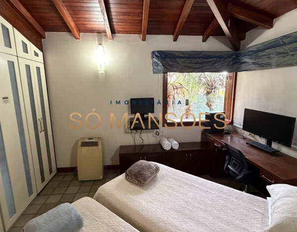 CASA DE 457M² À VENDA NO BAIRRO SÃO LUIZ — PAMPULHA