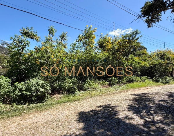 Lote de 1.228 m² à Venda com Vista Definitiva no Ville de Montagne, Nova Lima - MG