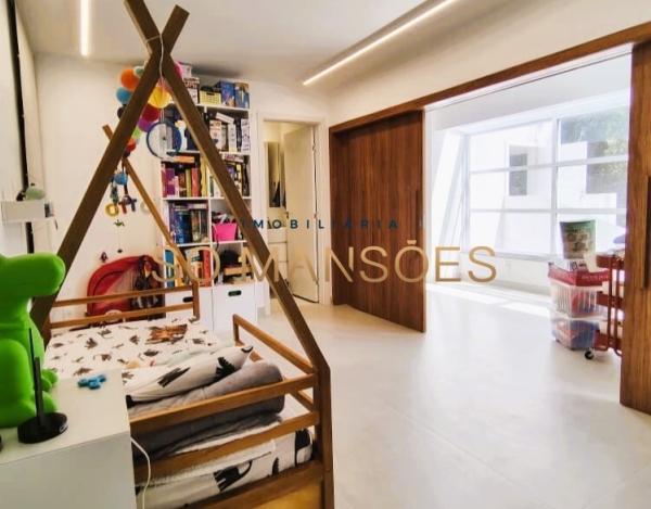 CASA DE 488M² À VENDA EM CONDOMÍNIO DE NOVA LIMA — MODERNA, REFORMADA E COM LAZER INTEGRADO À NATUREZA.