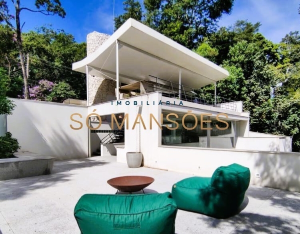 Casa de Alto Padrão de 488 m² à Venda com 3 Suítes e Piscina com Borda Infinita no Ville de Montagne, Nova Lima - MG