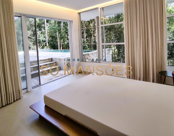 CASA DE 488M² À VENDA EM CONDOMÍNIO DE NOVA LIMA — MODERNA, REFORMADA E COM LAZER INTEGRADO À NATUREZA.