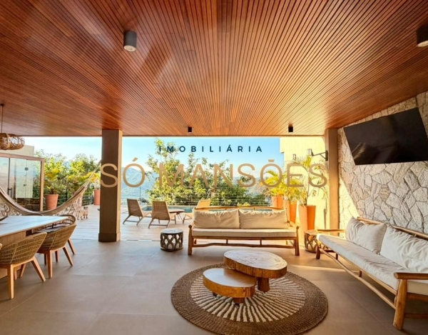 Casa linear no Quintas do Sol — onde privacidade, conforto e sofisticação se encontram de forma rara.