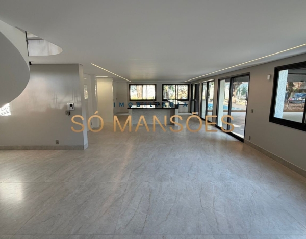 Casa em Terreno Privilegiado de 469 m² à Venda com 4 Suítes e Espaço Gourmet no Bandeirantes (Pampulha), Belo Horizonte - MG