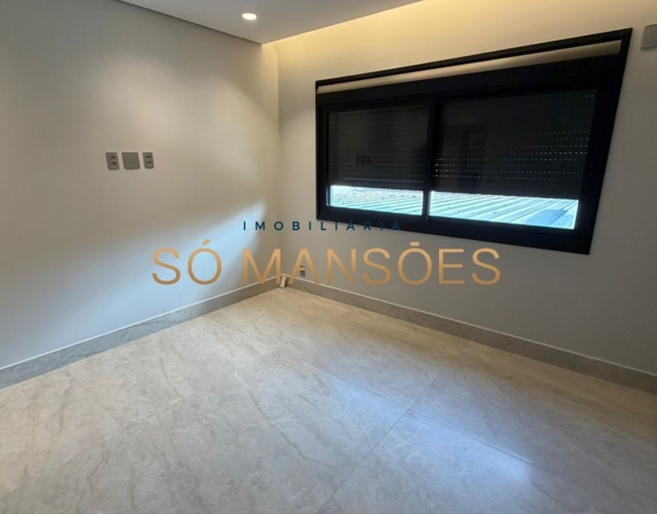CASA DE 470M² À VENDA NO BANDEIRANTES — SOFISTICAÇÃO, PRIVACIDADE E MUITO VERDE NA PAMPULHA.