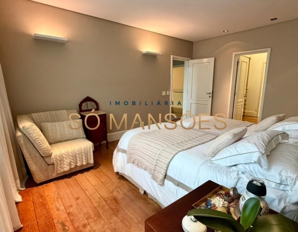 CASA DE 1.079M² À VENDA NO BELVEDERE — RESIDÊNCIA IMPONENTE EM 3 LOTES COM LAZER COMPLETO E AMPLA ÁREA VERDE.