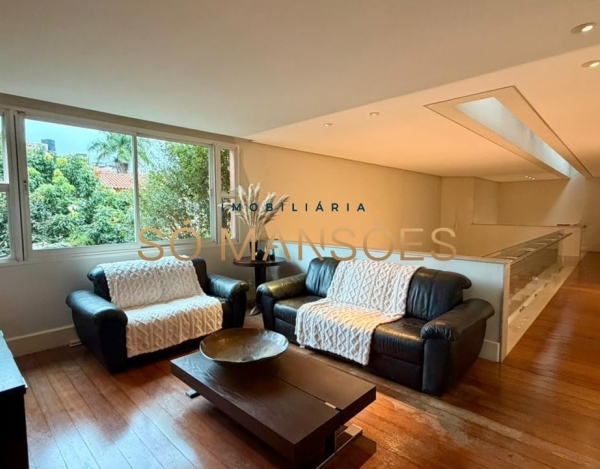 CASA DE 1.079M² À VENDA NO BELVEDERE — RESIDÊNCIA IMPONENTE EM 3 LOTES COM LAZER COMPLETO E AMPLA ÁREA VERDE.