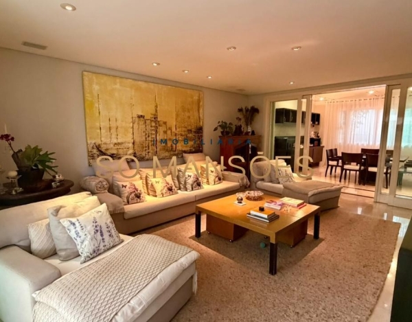 CASA DE 1.079M² À VENDA NO BELVEDERE — RESIDÊNCIA IMPONENTE EM 3 LOTES COM LAZER COMPLETO E AMPLA ÁREA VERDE.