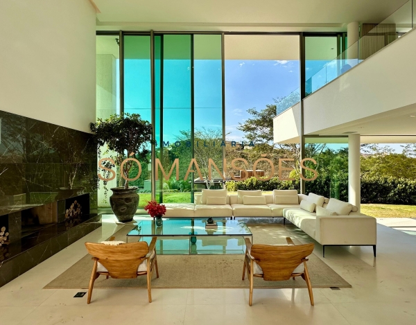CASA DE 992M² À VENDA NO VALE DOS CRISTAIS — EXCLUSIVIDADE SÓ MANSÕES, TOPOGRAFIA PLANA E ATMOSFERA DE RESORT PARTICULAR.
