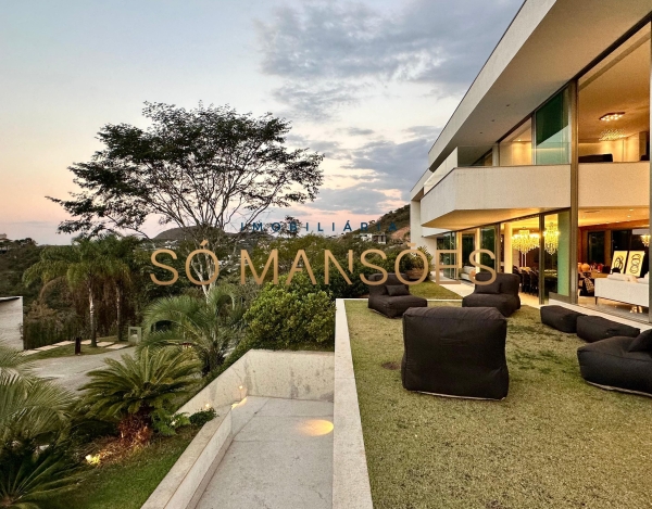 CASA DE 992M² À VENDA NO VALE DOS CRISTAIS — EXCLUSIVIDADE SÓ MANSÕES, TOPOGRAFIA PLANA E ATMOSFERA DE RESORT PARTICULAR.