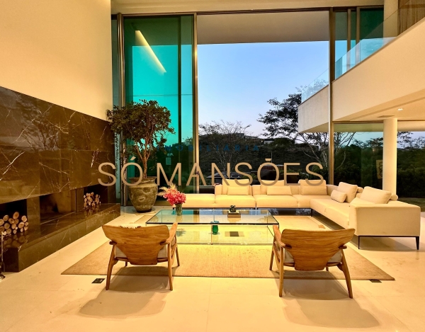 CASA DE 992M² À VENDA NO VALE DOS CRISTAIS — EXCLUSIVIDADE SÓ MANSÕES, TOPOGRAFIA PLANA E ATMOSFERA DE RESORT PARTICULAR.