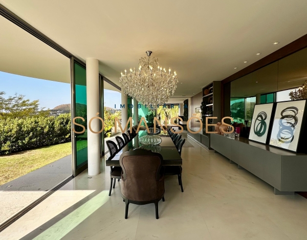 CASA DE 992M² À VENDA NO VALE DOS CRISTAIS — EXCLUSIVIDADE SÓ MANSÕES, TOPOGRAFIA PLANA E ATMOSFERA DE RESORT PARTICULAR.