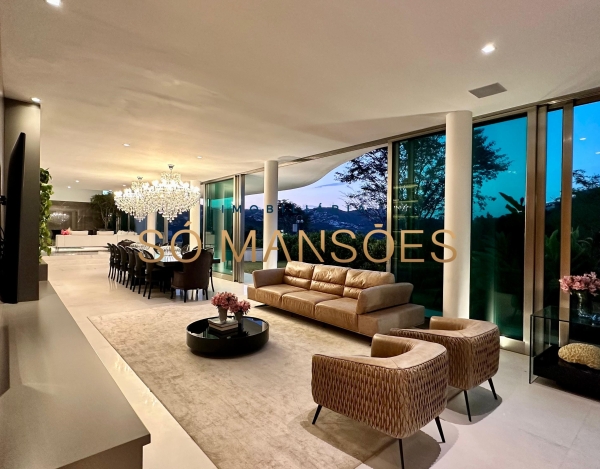 CASA DE 992M² À VENDA NO VALE DOS CRISTAIS — EXCLUSIVIDADE SÓ MANSÕES, TOPOGRAFIA PLANA E ATMOSFERA DE RESORT PARTICULAR.