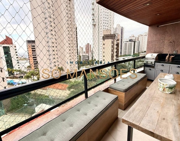 Apartamento à Venda no Belvedere, Belo Horizonte — 185 m², 4 Quartos, 1 Suíte e 4 Vagas de Garagem.
