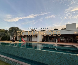 Casa de Luxo de 1.400 m² à Venda com 15 Suítes e Piscina Aquecida no Condomínio Estância das Amendoeiras, Lagoa Santa - MG