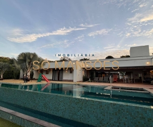 Casa de Luxo de 1.400 m² à Venda com 15 Suítes e Piscina Aquecida no Condomínio Estância das Amendoeiras, Lagoa Santa - MG