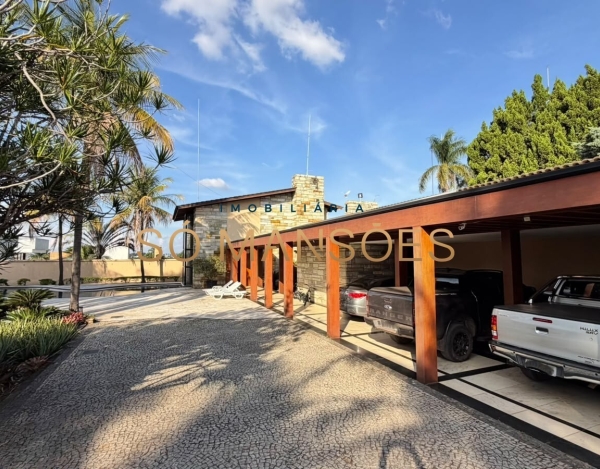 Mansão à Venda no Bandeirantes, Pampulha, BH — 910m², 3.160m² de Terreno, 6 Quartos, 4 Suítes