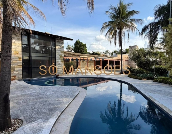 Mansão à Venda no Bandeirantes, Pampulha, BH — 910m², 3.160m² de Terreno, 6 Quartos, 4 Suítes