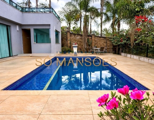 Casa no Alphaville Residencial Flores, Lagoa dos Ingleses, Nova Lima — 263m², 4 Quartos.