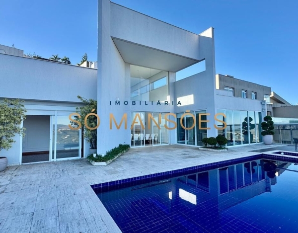 Casa à Venda no Vila Castela, Nova Lima — 460m², 4 Quartos, 3 Suítes e Espaço Gourmet.
