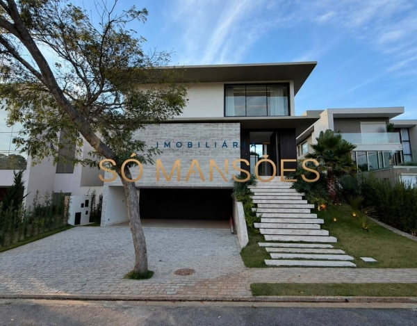 Casa no Alphaville Lagoa dos Ingleses, Nova Lima — 564m², 4 Suítes e Piscina Aquecida.