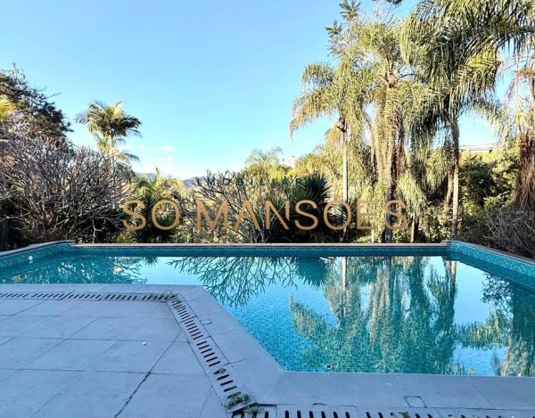 Casa de Alto Padrão com 5 Suítes e Vista Definitiva no Vila Del Rey em Nova Lima | Só Mansões.