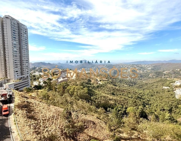 Apartamento no Villaggio Monticiello, Vila da Serra, Nova Lima — 217m², 3 Suítes, Vista para as Montanhas e Lazer Resort.