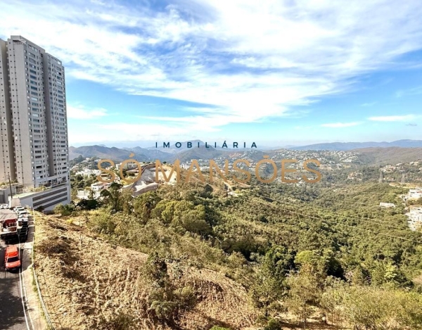 Apartamento no Villaggio Monticiello, Vila da Serra, Nova Lima — 217m², 3 Suítes, Vista para as Montanhas e Lazer Resort.