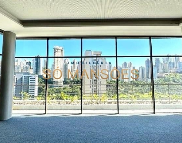 Sala Comercial à Venda no Edifício Prisma, Vale do Sereno, Nova Lima — 80m² na MG-030.
