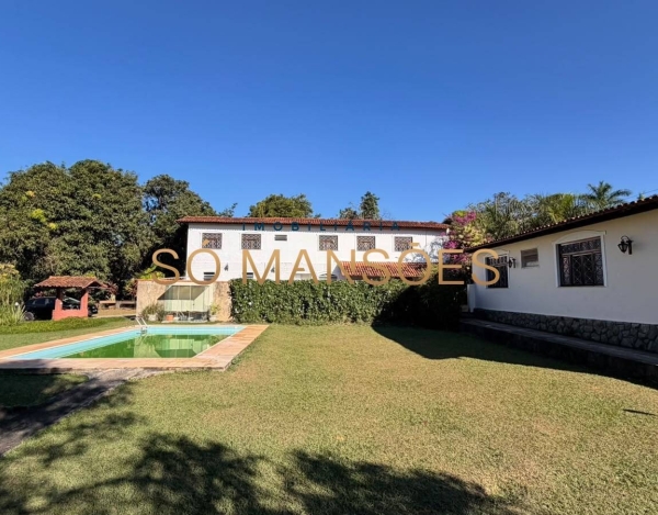 Lote à Venda na Orla da Lagoa da Pampulha, Bandeirantes, BH — 6.935m² | Exclusividade Só Mansões.