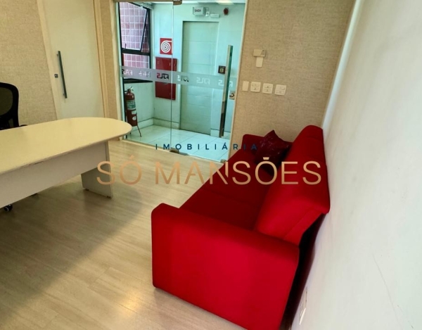 Conjunto de Salas à Venda na Savassi, Belo Horizonte — 107m², Alto Padrão e 3 Vagas de Garagem