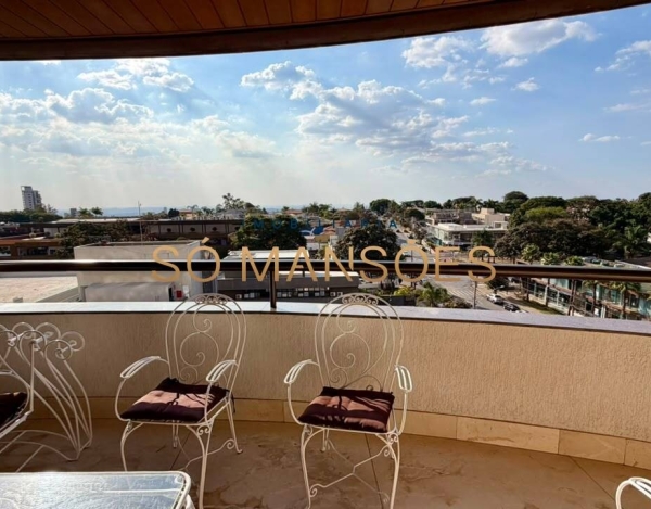 Apartamento à Venda no Belvedere, Belo Horizonte — 204m², 4 Quartos, 3 Suítes e Vista Privilegiada.
