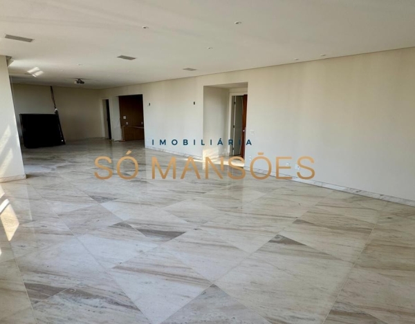 Apartamento à Venda na Savassi, Belo Horizonte — 252m², 4 Quartos, 2 Suítes e 4 Vagas de Garagem.