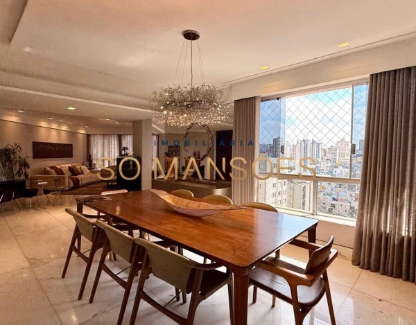 Cobertura Duplex de 354m² à Venda no Carmo, Belo Horizonte/MG — 5 Quartos, 3 Suítes, Piscina Aquecida e 3 Vagas.