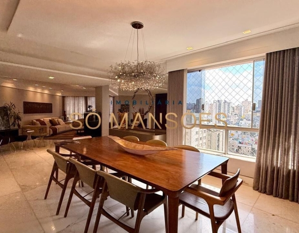Cobertura Duplex de 354m² à Venda no Carmo, Belo Horizonte/MG — 5 Quartos, 3 Suítes, Piscina Aquecida e 3 Vagas.