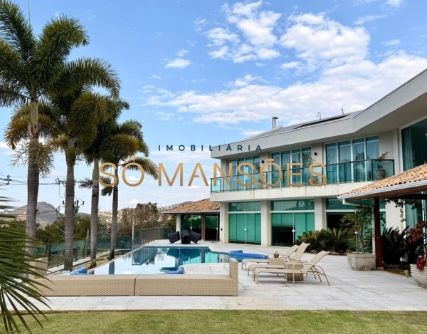 Casa à Venda no Ville de Montagne, Nova Lima/MG — 1.154m², 5 Suítes, Piscina Aquecida e 5 Vagas.