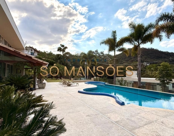 Casa à Venda no Ville de Montagne, Nova Lima/MG — 1.154m², 5 Suítes, Piscina Aquecida e 5 Vagas.