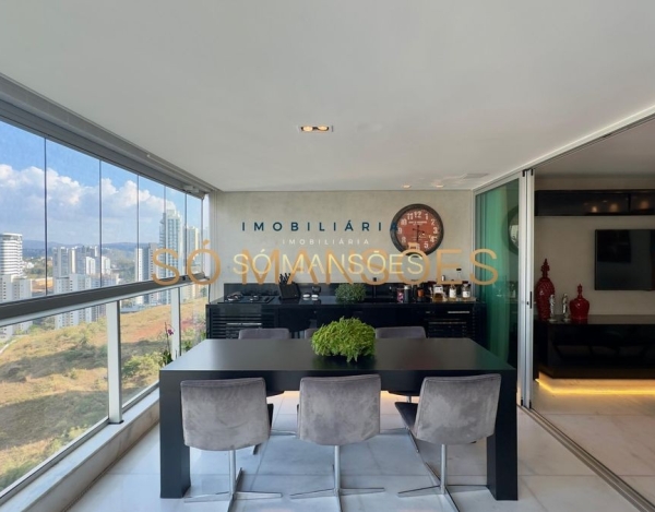 Apartamento à Venda no Vila da Serra, Nova Lima — 198m², 4 Quartos, 2 Suítes e Vista Privilegiada