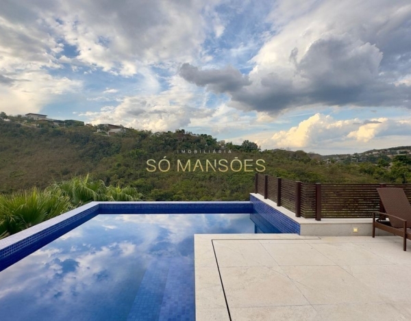 Exclusividade Só Mansões — Casa à Venda no Vale dos Cristais, Nova Lima/MG, 807m², 5 Quartos.