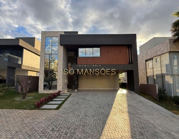 Casa à Venda no Alphaville, Vespasiano/MG — 365m², 4 Suítes, Piscina Aquecida e 4 Vagas.