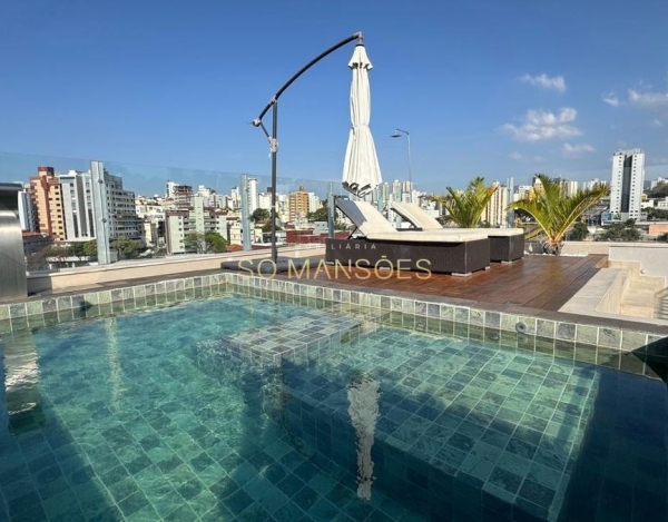 Cobertura à Venda no Silveira, Belo Horizonte — 300m², 4 Quartos, 3 Suítes e Piscina Aquecida.
