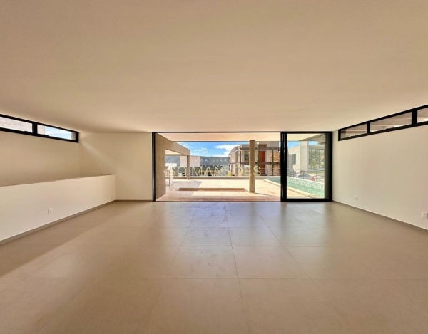 Casa à Venda no Alphaville Lagoa dos Ingleses, Nova Lima/MG — 524m², 4 Quartos e Piscina.