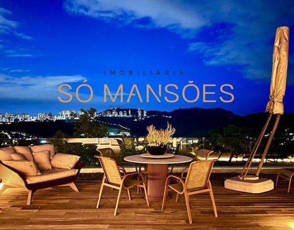 Casa em Terreno Privilegiado de 781 m² à Venda com 4 Suítes e Vista Panorâmica no Vale dos Cristais, Nova Lima - MG