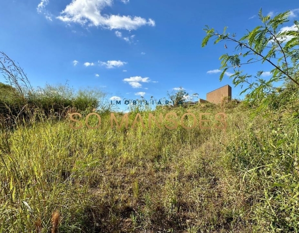 Lote de 1.092 m² à Venda com Vista Definitiva no Mirante da Mata, Nova Lima - MG