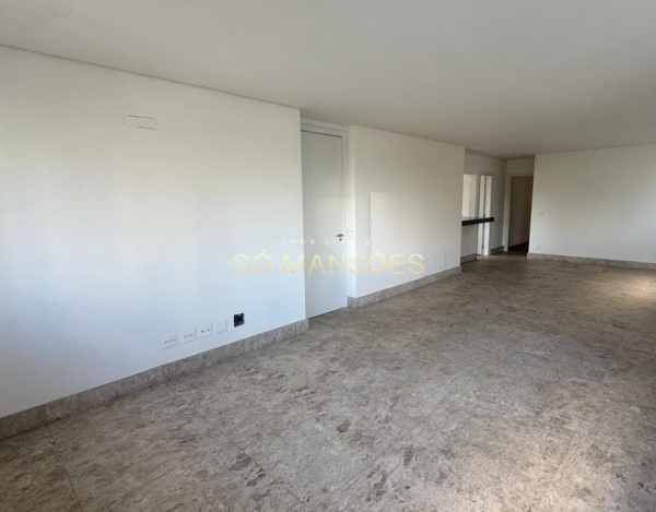 Apartamento à Venda no Lourdes, Belo Horizonte/MG — 177m², 4 Suítes e 4 Vagas.
