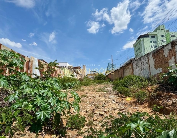 Lote à Venda no Carlos Prates, Belo Horizonte — 1.237m² com Localização Estratégica e Alto Potencial.