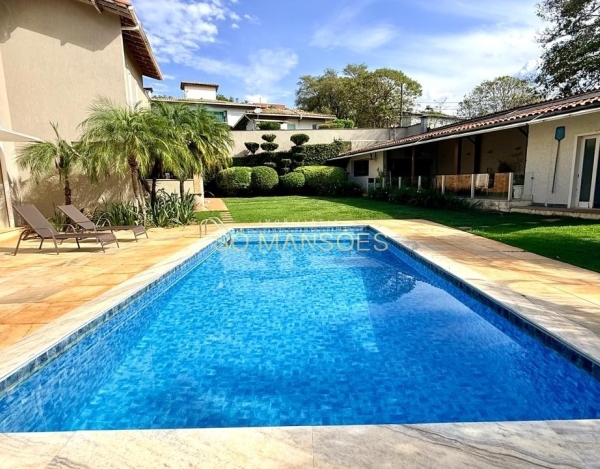Casa à Venda no Ouro Velho Mansões, Nova Lima/MG — 318m², 4 Quartos, Piscina e Sauna.