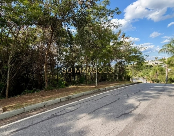 Lote à Venda no Quintas do Sol, Nova Lima/MG — 881m², Vista Definitiva e 25m de Frente.