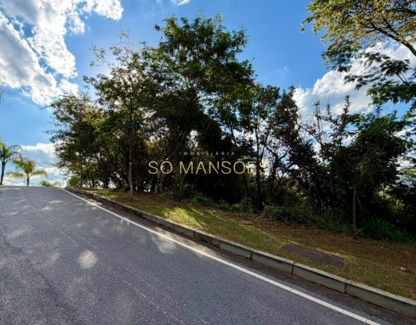 Lote à Venda no Quintas do Sol, Nova Lima/MG — 881m², Vista Definitiva e 25m de Frente.