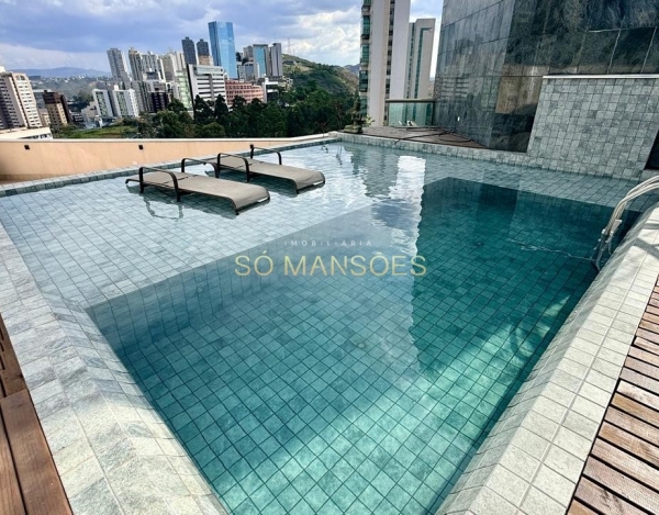 Cobertura Duplex à Venda no Belvedere, Belo Horizonte — 505m², 4 Quartos, Piscina e 6 Vagas de Garagem.