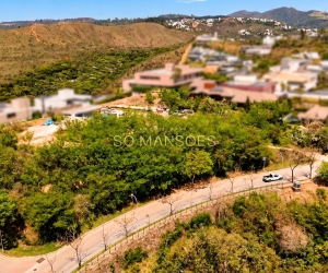 Lote à Venda no Vale dos Cristais, Nova Lima — 2.315m² Plano, Esquina, Vista Panorâmica | Exclusividade Só Mansões.